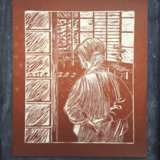 Linogravure représentant un intérieur japonais avec une femme de dos