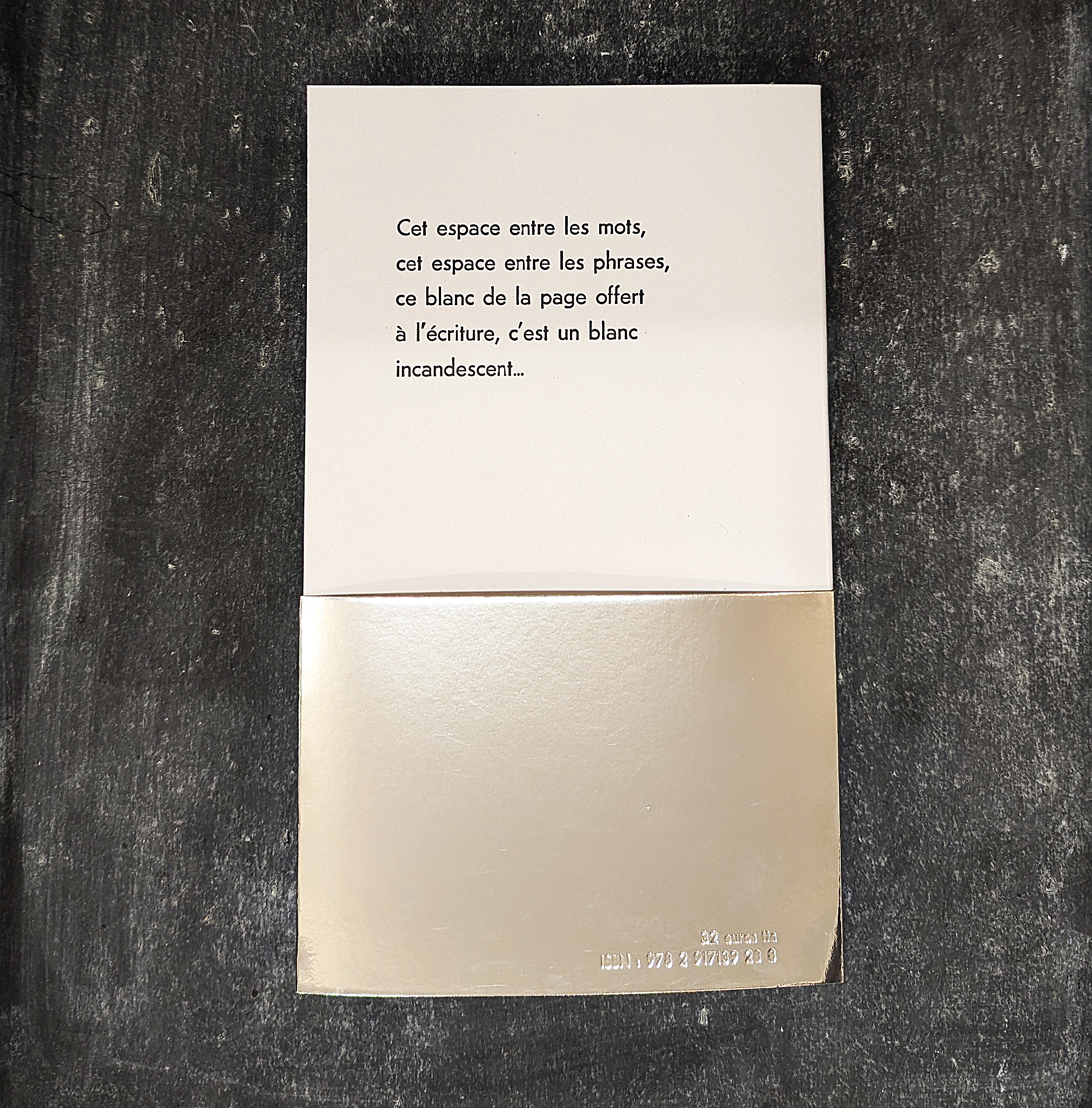 e de couverture Le mot , l'Espace de Gérard Mordillat